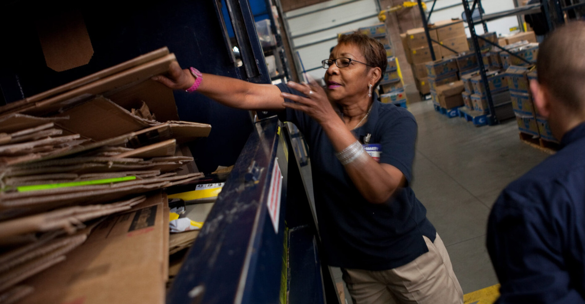 Walmart and Sam’s Club locations use the super sandwich baling process to recycle 32 different materials, including aluminum cans, plastic bags, plastic bottles, office paper and paperback books. In 2009 alone, we recycled more than 1.3 million pounds of aluminum, 120 million pounds of plastics, 11.6 million pounds of mixed paper and 4.6 billion pounds of cardboard through this process.