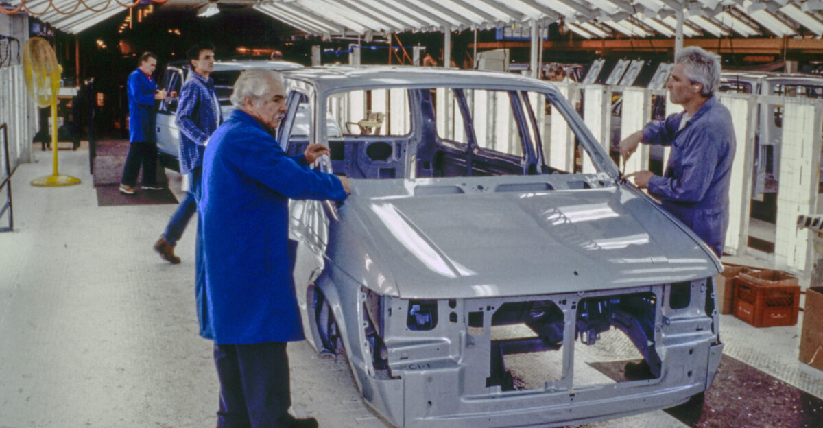 Minivans being assembled at the Windsor Ontario Car Assembly Plant