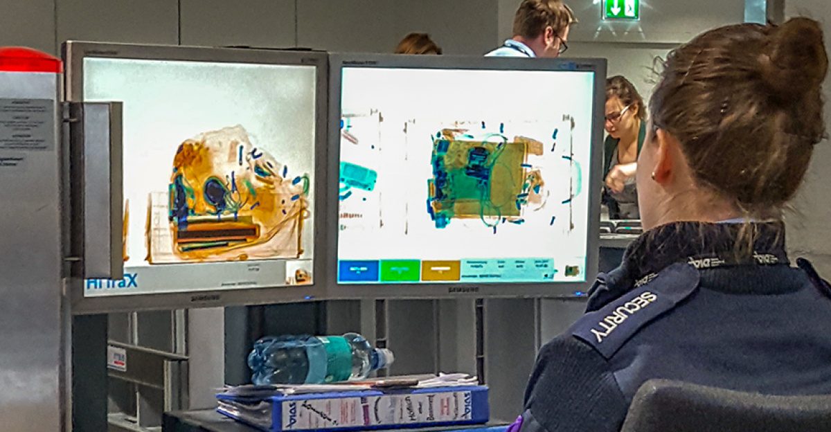 Flugplatz Wien, Sicherheitskontrolle