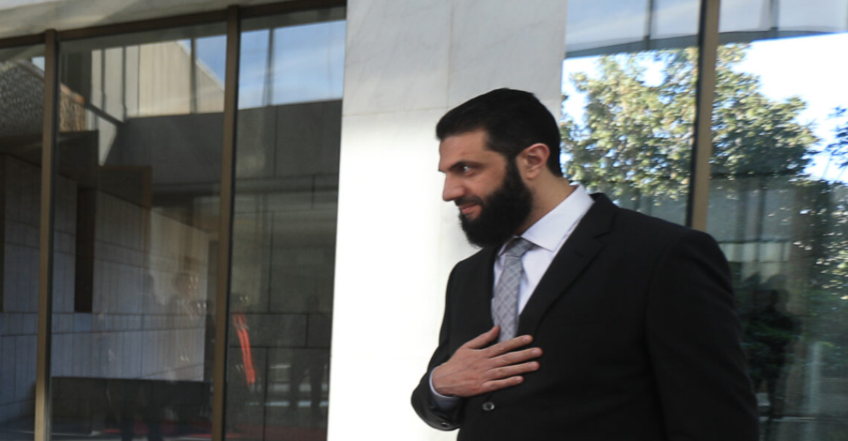 Ahmad al-Shara, President of the Syrian transitional government, on the right and Hadja Lahbib, in the center.