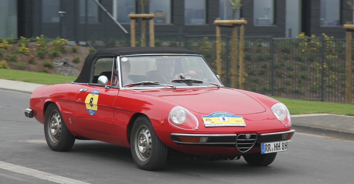 Alfa Romeo Spider 2 Generation Baujahr gesch tzt 1978 79 Kennzeichen des Fahrzeugs ver ndert