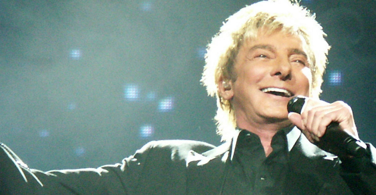 Barry Manilow live at the Xcel Energy Center in St. Paul, MN.