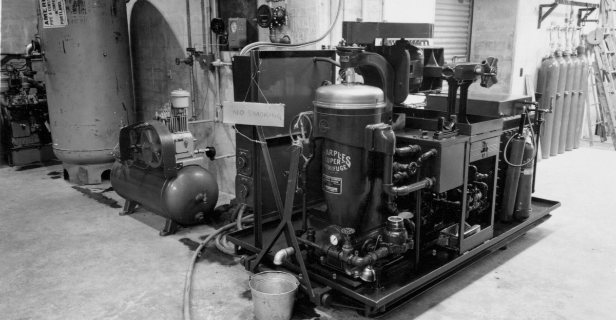 Sharples centrifuge - portable oil purifying unit. Camera at elevation 1120.00. Western Electric Construction Co. Contract number 20625.