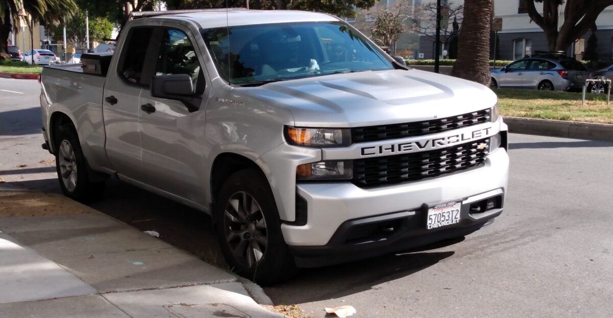 Chevrolet Silverado 1500 Custom