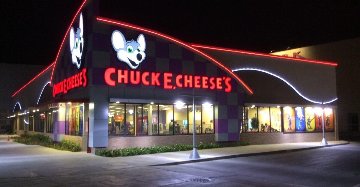 Chuck E Cheese s Mall Aventura Plaza Trujillo