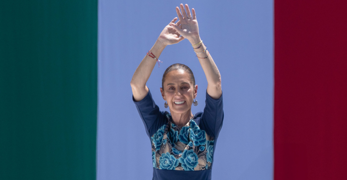 En donde comunicó las razones para el cese de aranceles por parte de Donald Trump, presidente de Estados Unidos. <span class="mw-valign-text-top" typeof="mw:File/Frameless"><a href="//commons.wikimedia.org/wiki/File:Claudia_Sheinbaum_Durante_su_mitin_del_9_de_marzo,_2025_(54378457873).jpg#ooui-php-4" title="Edit this at Structured Data on Commons"><img decoding=