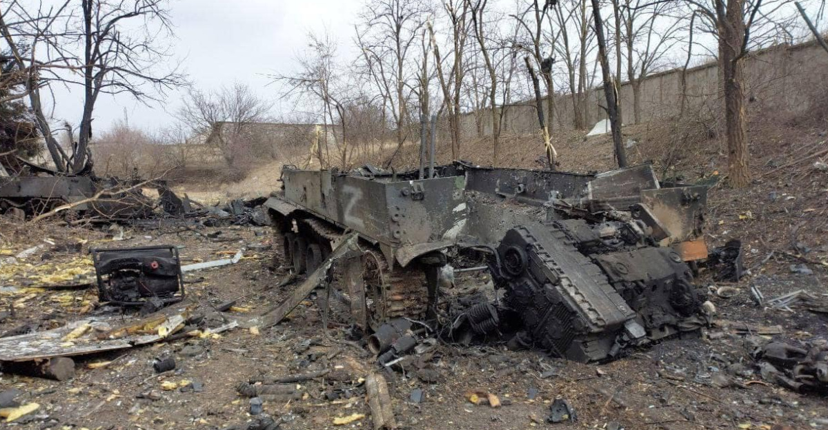 <a href="https://en.wikipedia.org/wiki/Z_(military_symbol)" class="extiw" title="w:Z (military symbol)"><b>Z</b></a> - Destruction of Russian tanks by Ukrainian troops in Mariupol
