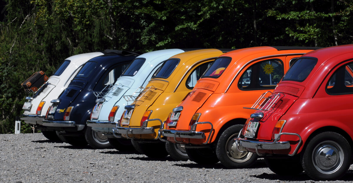 Der Fiat 500 der Jahre 1957 bis 1975 war ein Kleinwagen der Marke Fiat Gesehen in Bizau