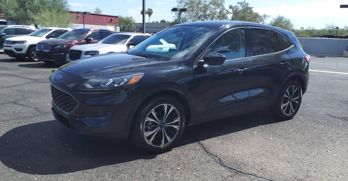 Ford Escape Hybrid SE - Shot at AutoSavvy in Gilbert AZ