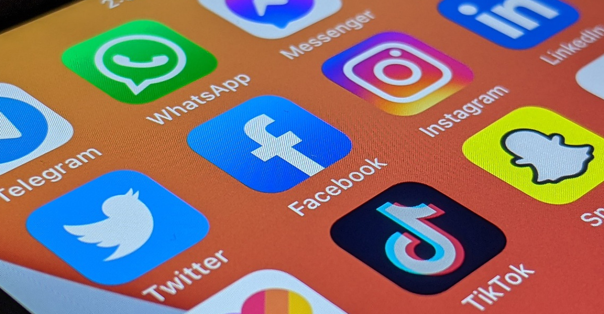 social media, communication, network, connection, online, facebook, mobile, media, application, icons, youtube, technology, message, internet, messaging, telegram, social media, social media, social media, social media, social media, youtube