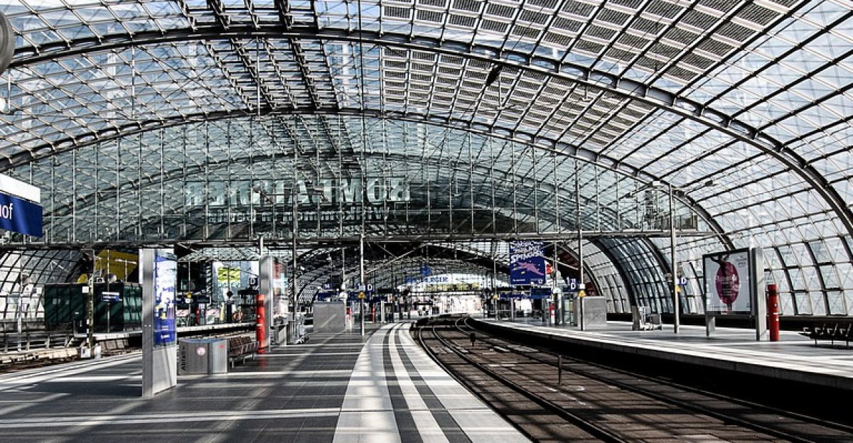 berlin, central station, berlin central station, station, abandoned, empty, corona, coronavirus, railroad, germany, architecture, glass roof, railroad tracks, covid-19, platform, to travel, nobody, berlin, berlin, berlin, berlin, berlin, station, corona, coronavirus, coronavirus, coronavirus, germany, covid-19, platform