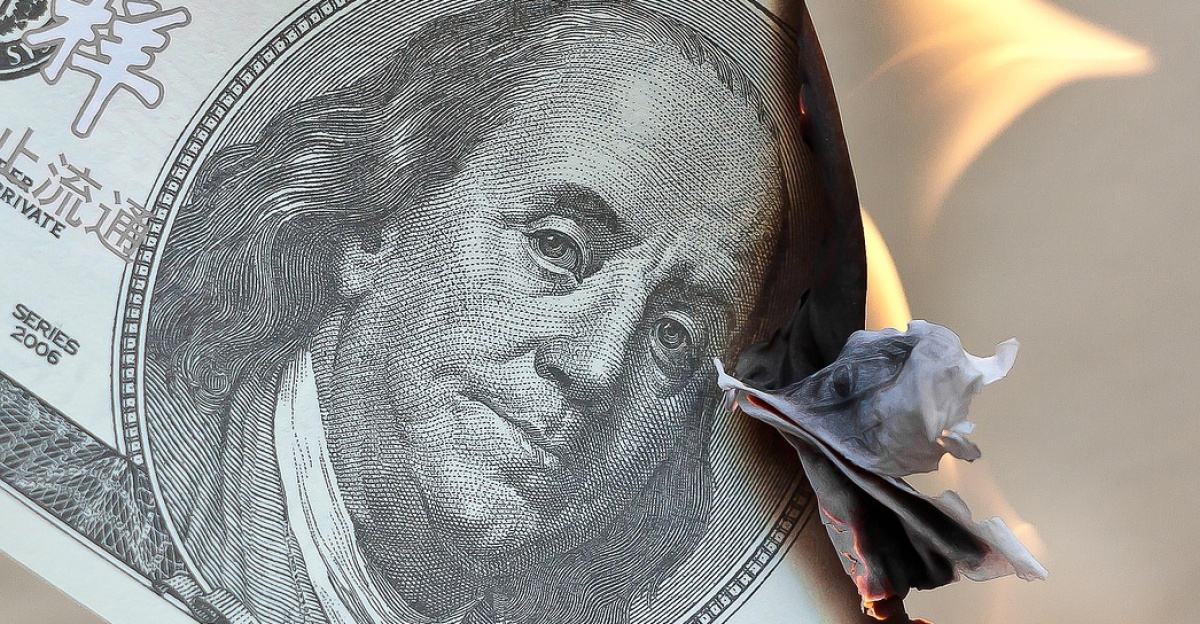 money, burn, dollar, waste, finance, fire, investments, loan, currency, usd, market, invest, cash-burning, 100 dollar bill, inflation, financial, brexit, banking, cash, inflation, inflation, inflation, inflation, inflation