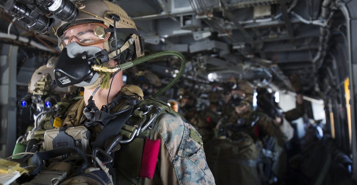 force reconnaissance halo jump skydive mask