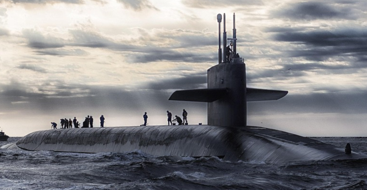 submarine, sea, silhouette, nature, sub, watercraft, ocean, water, navy, gloomy, dark