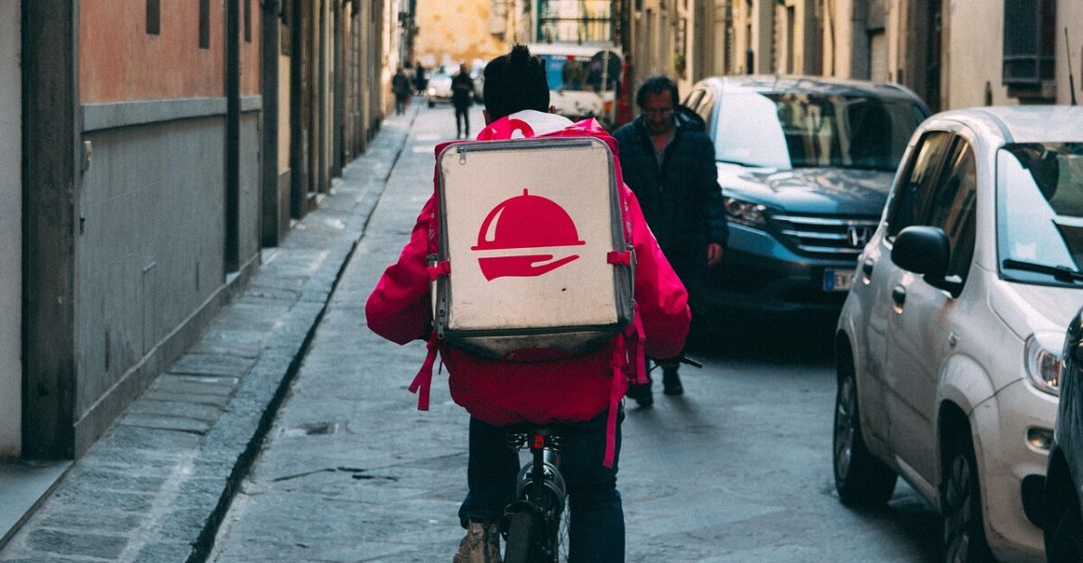 foodora bike delivery street bicycle box food delivery traffic outdoors urban city delivery food delivery food delivery food delivery food delivery food delivery