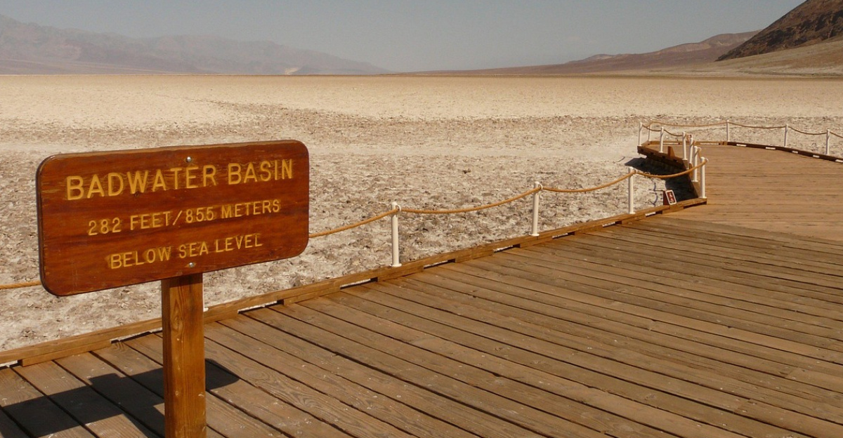 badwater, badwater basin, salt pan, salt lake, salt, death valley, valley of death, national park, death valley national park, mojave desert, sierra nevada, california, dry, dryness, badwater basin, death valley, death valley, death valley, death valley, death valley