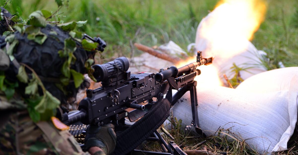 us army paratrooper exercise live-fire joint training