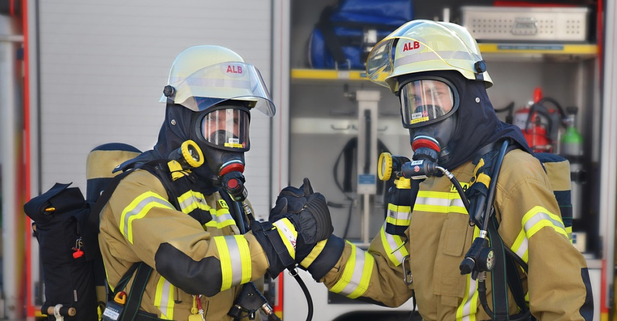 firefighter, respirators, fire fighters, firefighters, compressed air respiratory protection, hero, equipment, respiratory protection, breathing air, comrades, forces, volunteer, team, companionship, friends, cohesion, handshake, firefighter, firefighter, firefighter, firefighter, firefighter, firefighters
