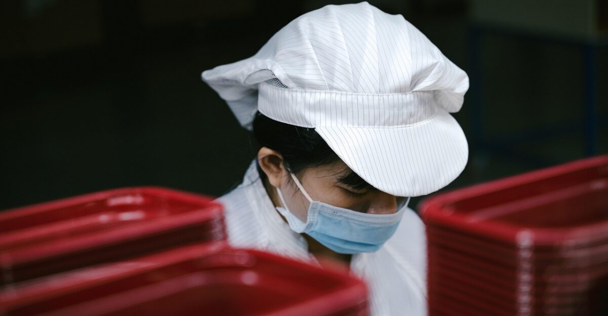 worker woman mask face mask medical mask portrait factory factory worker occupation asian asian woman worker factory factory factory factory factory factory worker