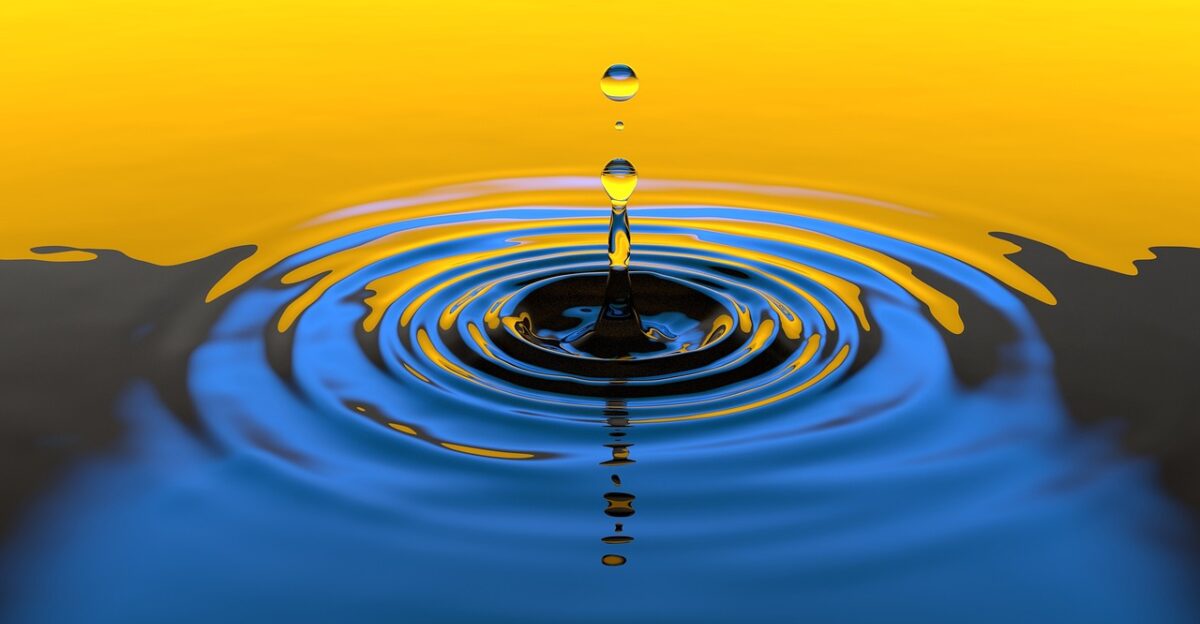drop splash impact ripples water ripple effect waves macro drip liquid surface tension surface nature water surface droplet