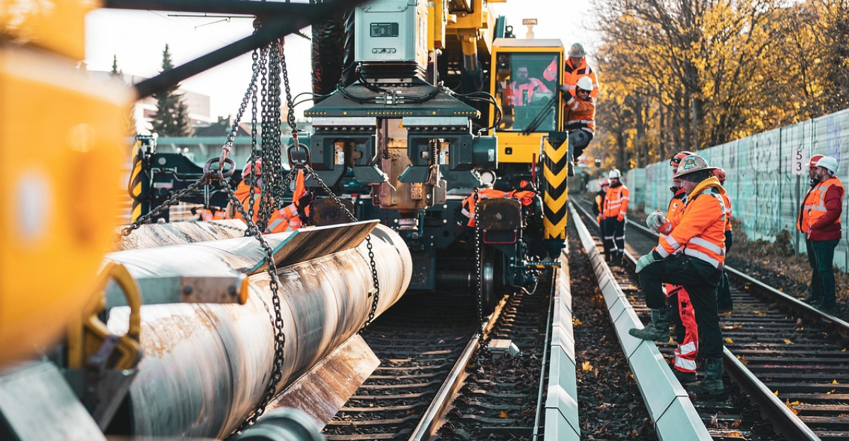 crane, construction site, construction worker, track, rails, work, track construction, construction company, construction site, construction site, construction site, construction site, construction site, construction worker, construction worker, work, work, work, work, work