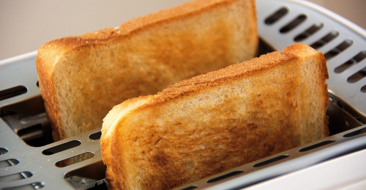 bread toaster food toast white bread slices of toast breakfast snack meal tasty bread bread bread bread toaster toast toast toast toast toast breakfast