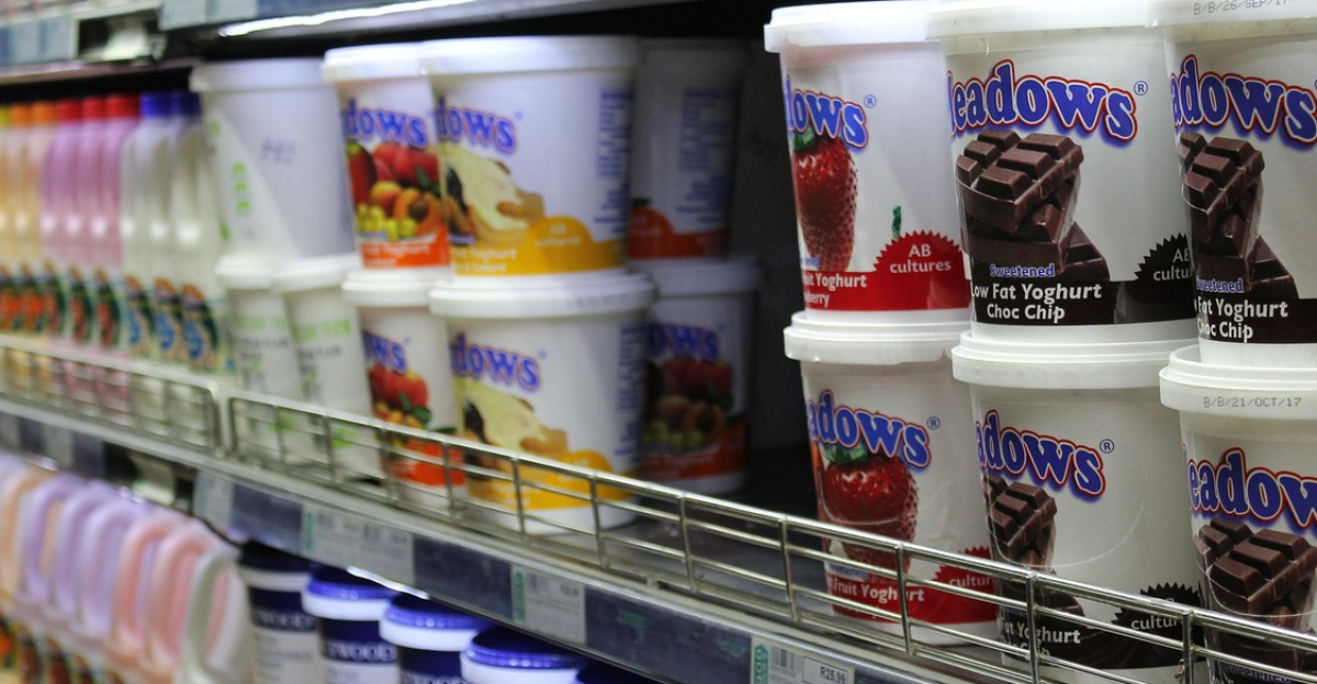 yogurt, dairy, refrigerator, grocery store, food, processed products, supermarket, yogurt, yogurt, yogurt, yogurt, yogurt, refrigerator, grocery store, supermarket, supermarket