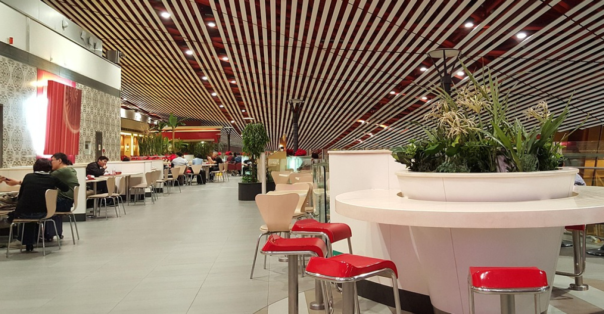 beijing airport, airport the room, mcdonald's, beijing, for the room, beijing airport, mcdonald's, mcdonald's, mcdonald's, mcdonald's, mcdonald's