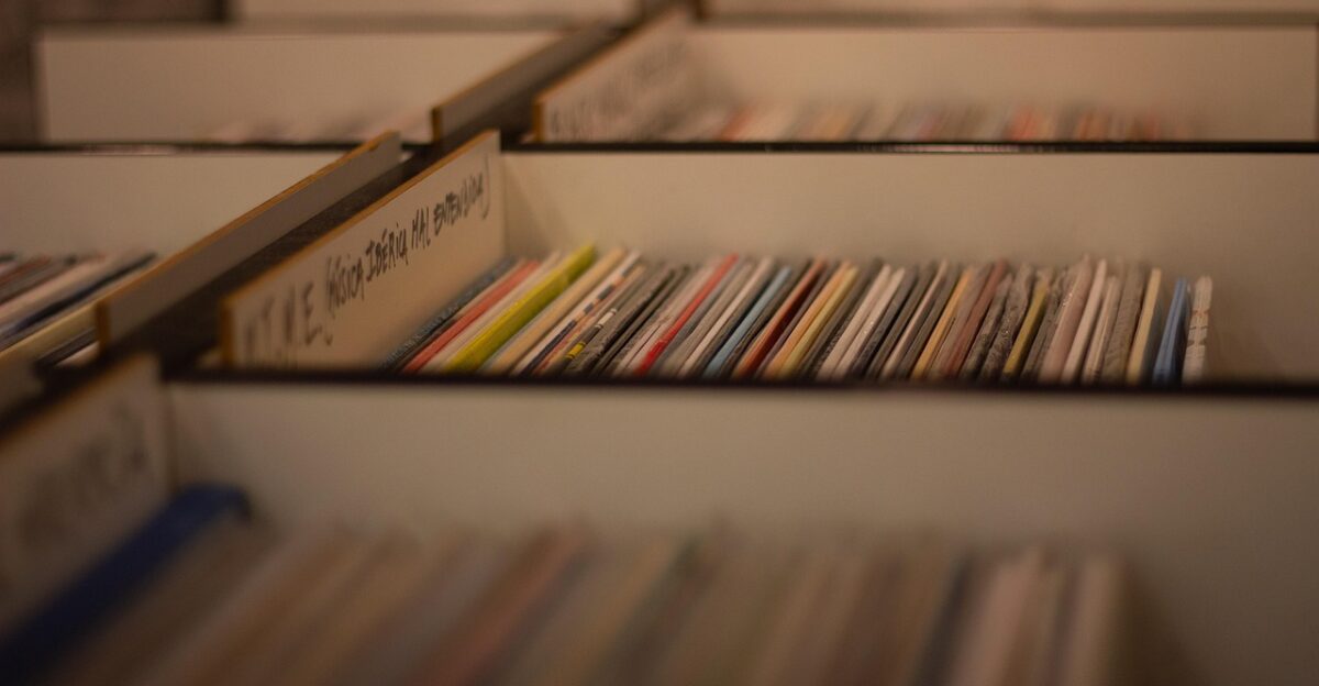 record shop vinyl records music music store albums load vinyl retro