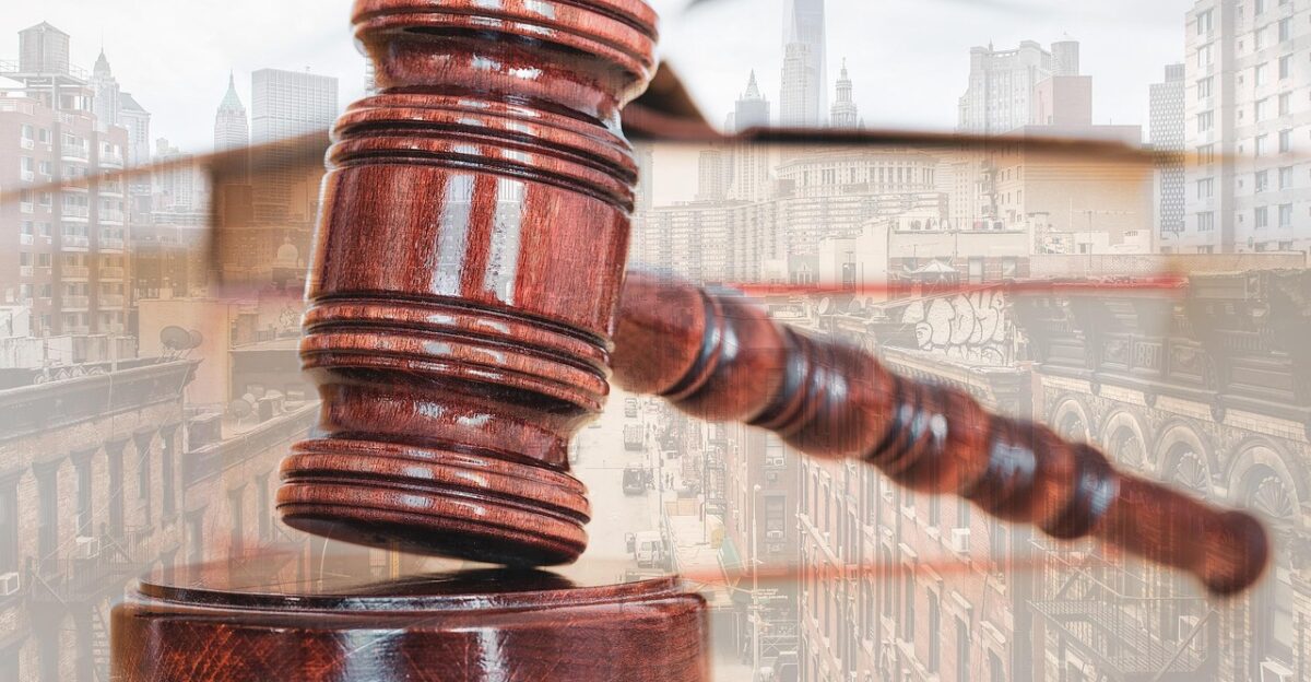 hammer law justice judge auction judgement authority courtroom offer legislation penalty judge judge auction auction courtroom courtroom courtroom courtroom courtroom legislation penalty