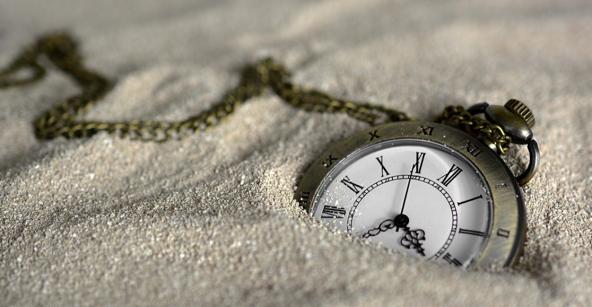 pocket watch, time, sand, clock, clock face, pointer, nostalgia, antique, hours, minutes, timepiece, time display, close up, clock hands, retro look, watch chain, clockwork, dial, windable, no time, stress, time pressure, time, time, time, time, time, clock