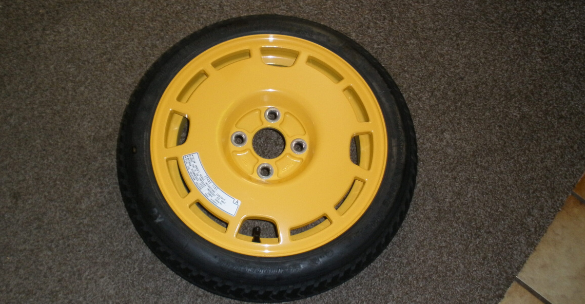 1 Used Good Condition Factory OEM ALUMINUM 14X5-1/2 JJ Spare Wheel for 2000-2006 Honda Insights. They come with a used tire. That is clean and ready to use as a spare in case of a flat tire! Ready to Ride!