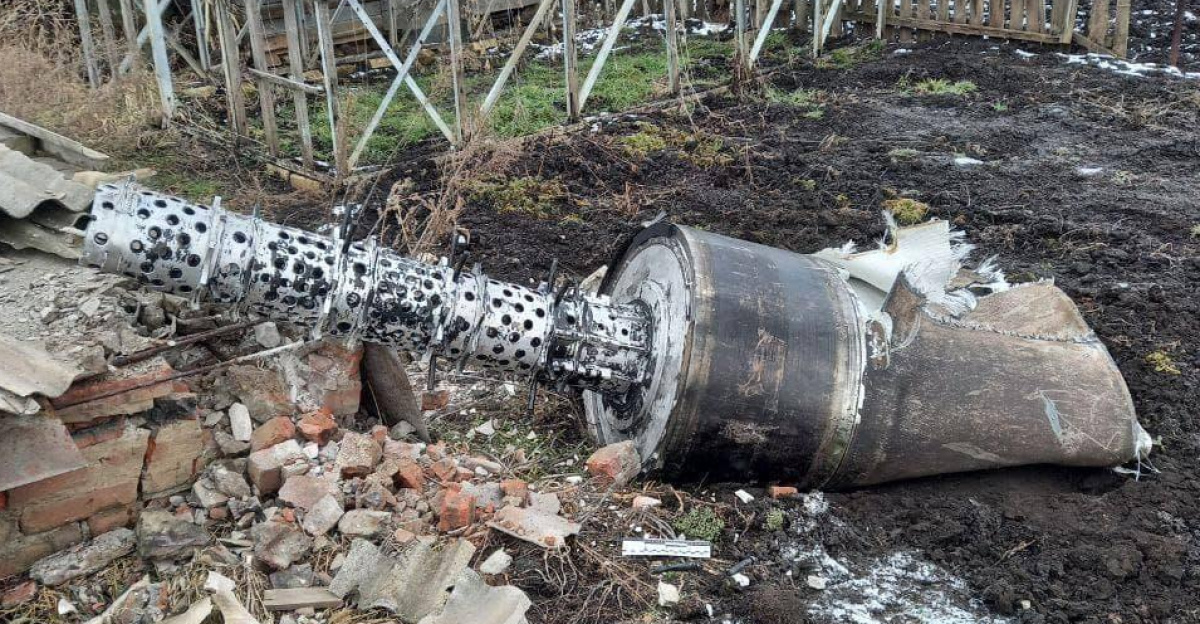On March 9, 2022 russian military fired Iskander-M ballistic missile that was shot down over <a href="https://en.wikipedia.org/wiki/Kramatorsk" class="extiw" title="en:Kramatorsk">Kramatorsk</a> by the Ukrainian air defenses.
Missile remnants fell on the Shpychkine railway station in the Yasnogirka village.