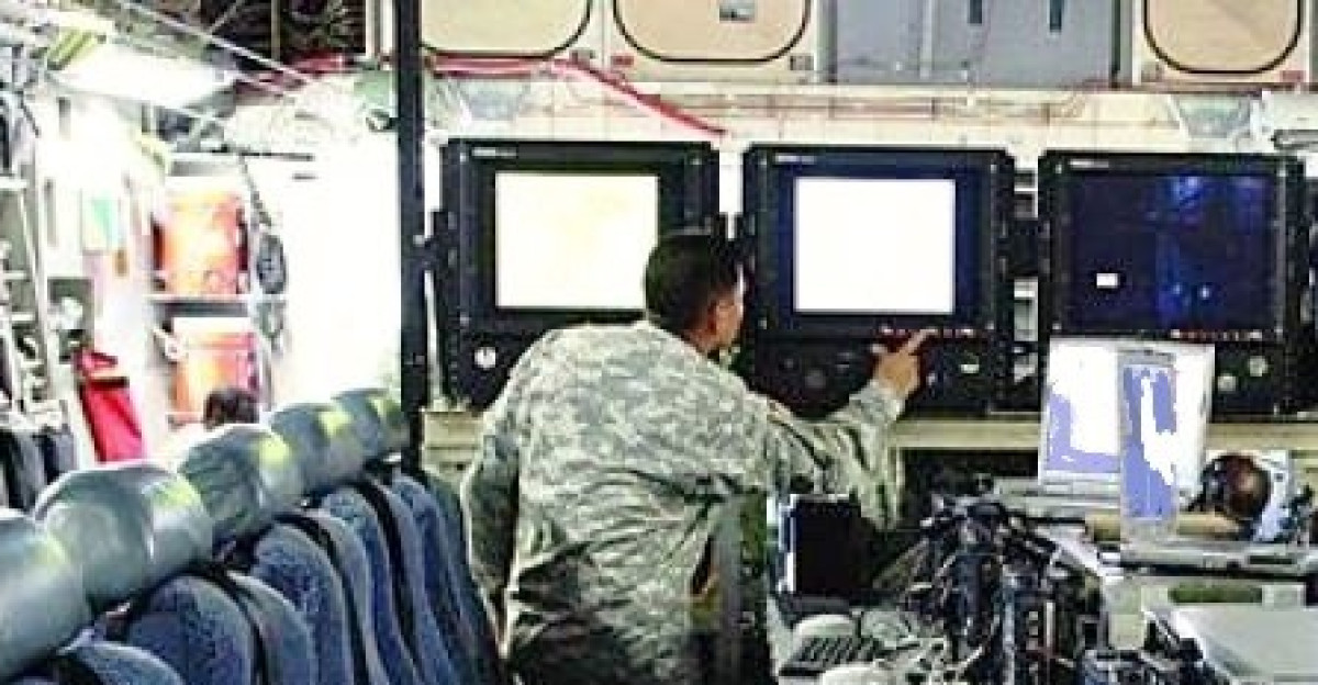 Command pallet for the Joint Airborne Communications Center Command Post JACC CP and Command and Staff Palletized Airborne Node CASPAN 12 person variant