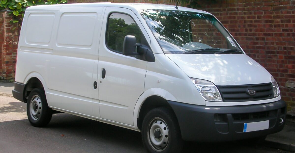 A 2005 LDV Maxus 2 8 CDi 95 SWB