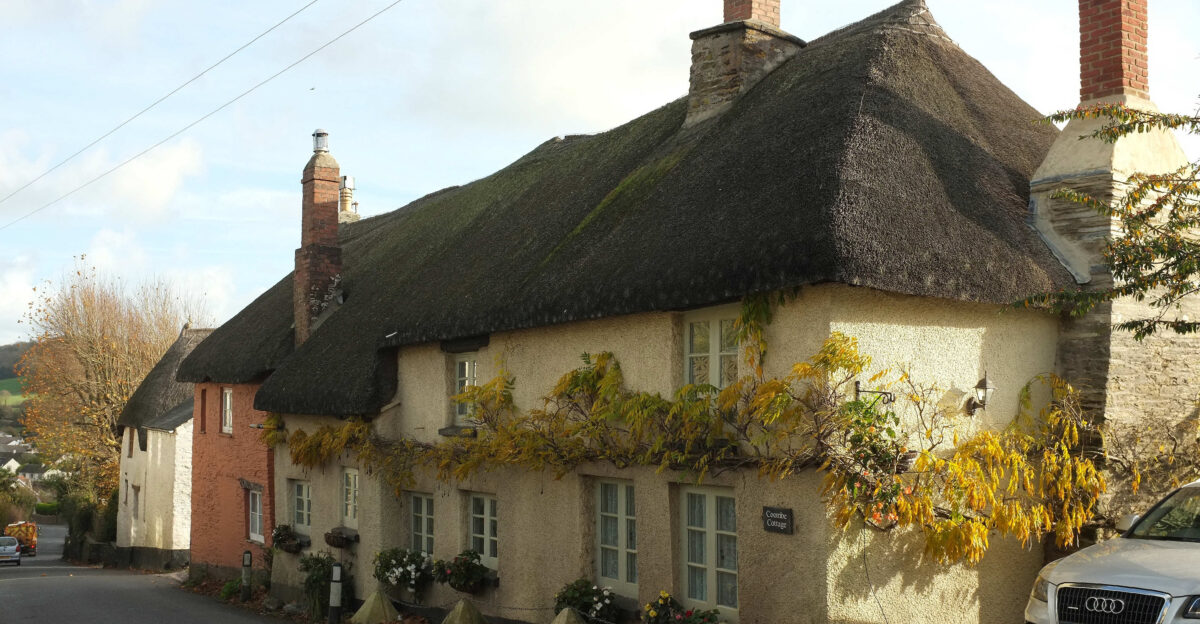 Listed cottages Frogmore