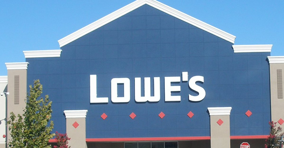 lowes