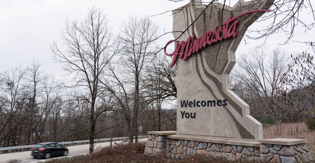 Minnesota Welcomes You highway sign Photo by Lorie Shaull