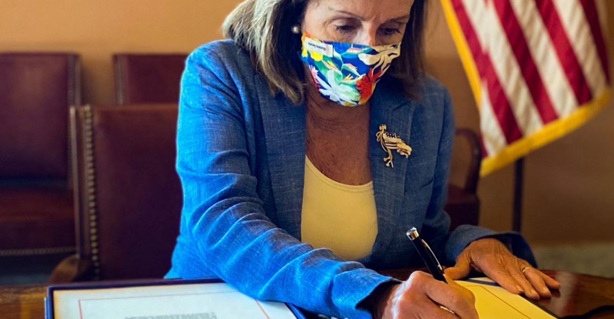 All freedom-loving people stand with the people of Hong Kong as they confront Beijing’s campaign against freedom. With my signature, the #HongKong Autonomy Act goes to the White House. The sanctions included within it are critical to holding China accountable.