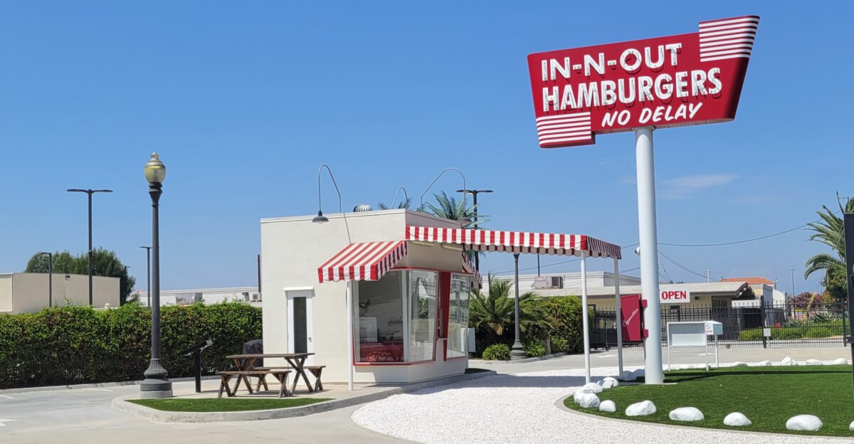 Original In-N-Out Burger replica - Baldwin Park CA