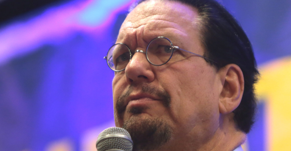 <p>Penn Jillette speaking at the 2016 Young Americans for Liberty National Convention at the Catholic University of America in Washington, D.C.
</p>
Please attribute to Gage Skidmore if used elsewhere.