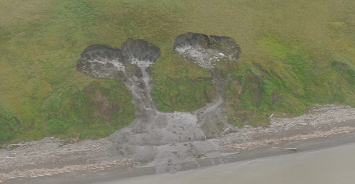 Thawing permafrost in Herschel Island, 2013