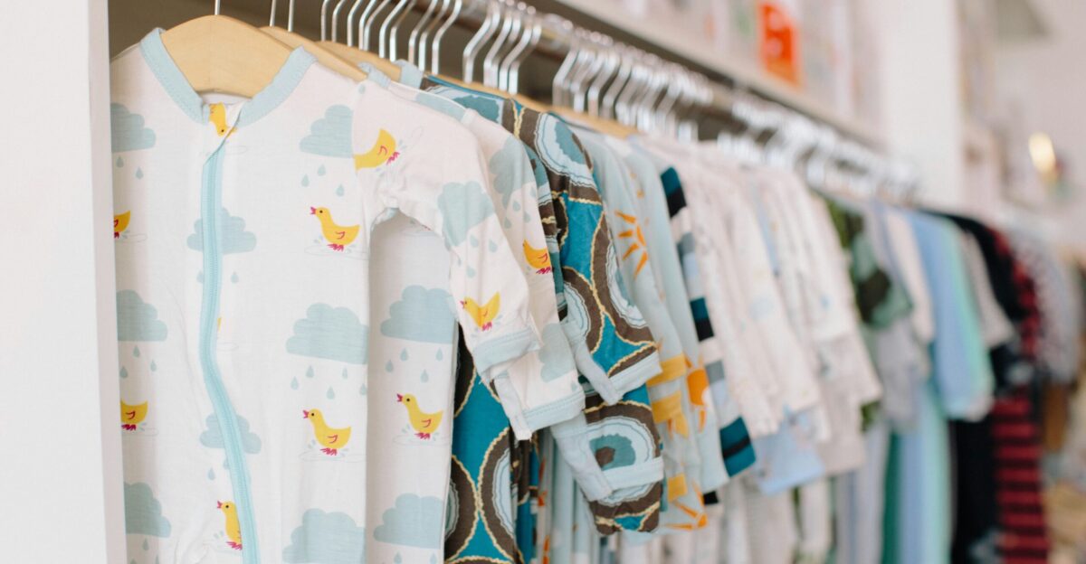 white and blue floral crew neck t-shirt