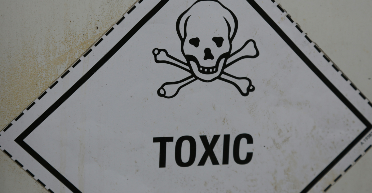 black and white no smoking sign