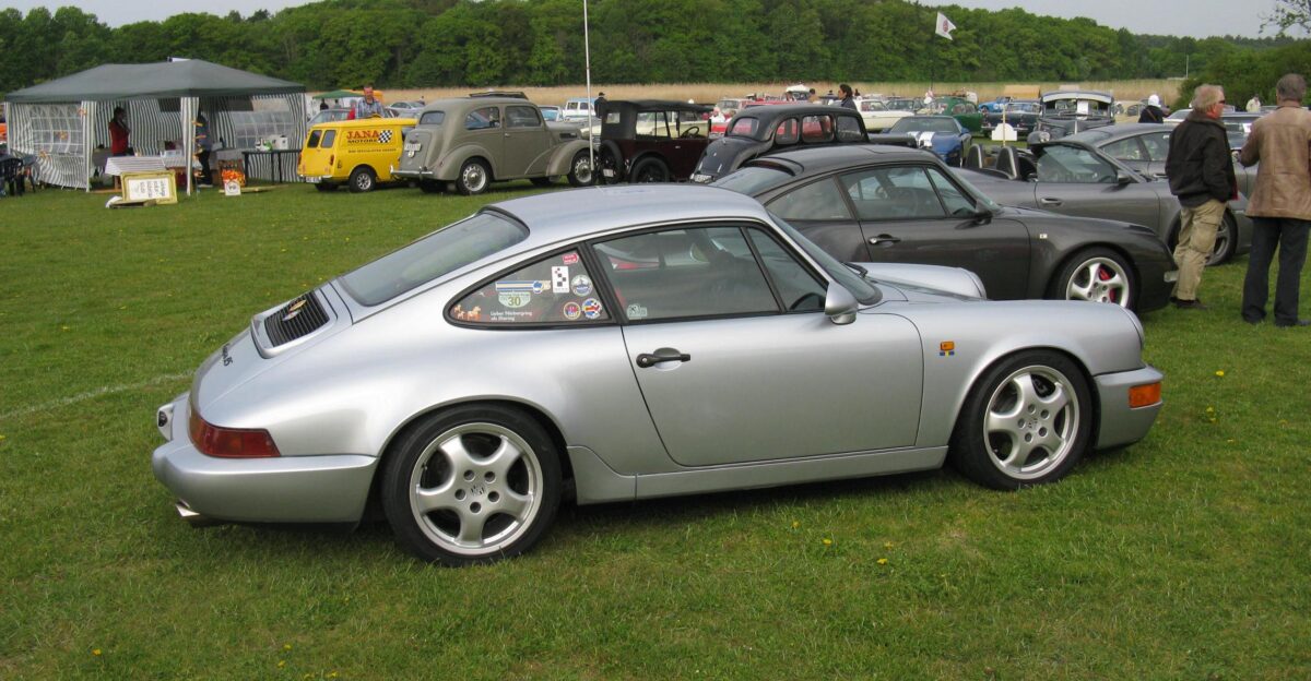 Porsche 911 Carrera RS in Sweden chassis number ZZZ96ZNS490890