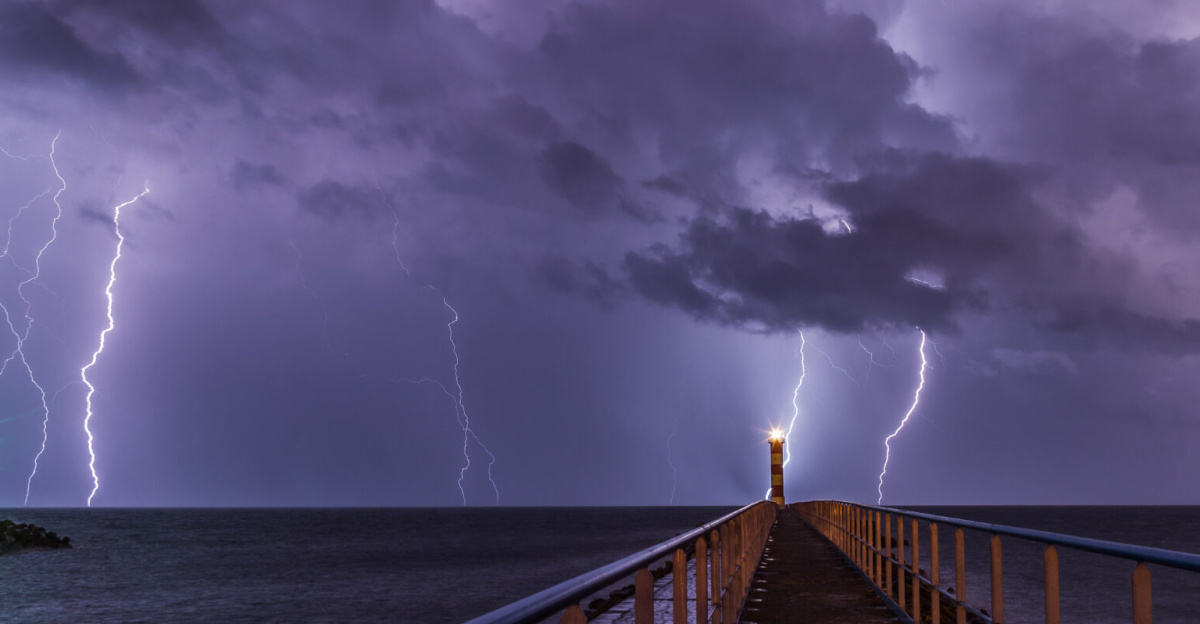 Lightning during an overnight storm at the port and lighthouse in <a href="https://en.wikipedia.org/wiki/Port-la-Nouvelle" class="extiw" title="w:Port-la-Nouvelle">Port-la-Nouvelle</a> in the <a href="https://en.wikipedia.org/wiki/Aude" class="extiw" title="w:Aude">Aude</a> <a href="https://en.wikipedia.org/wiki/Departments_of_France" class="extiw" title="w:Departments of France">department</a> in southern <a href="https://en.wikipedia.org/wiki/France" class="extiw" title="w:France">France</a>.