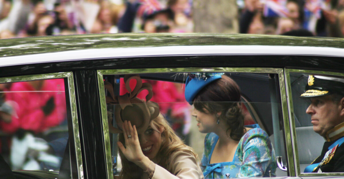 Princess Beatrice and Eugenie on the way to William s wedding