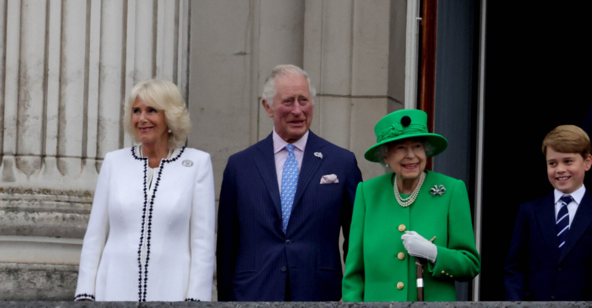 05/06/2022. London, United Kingdom. Queen Elizabeth II Platinum Jubilee 2022 - Platinum Pageant outside Buckingham Palace . Picture by Andrew Parsons / No 10 Downing Street
