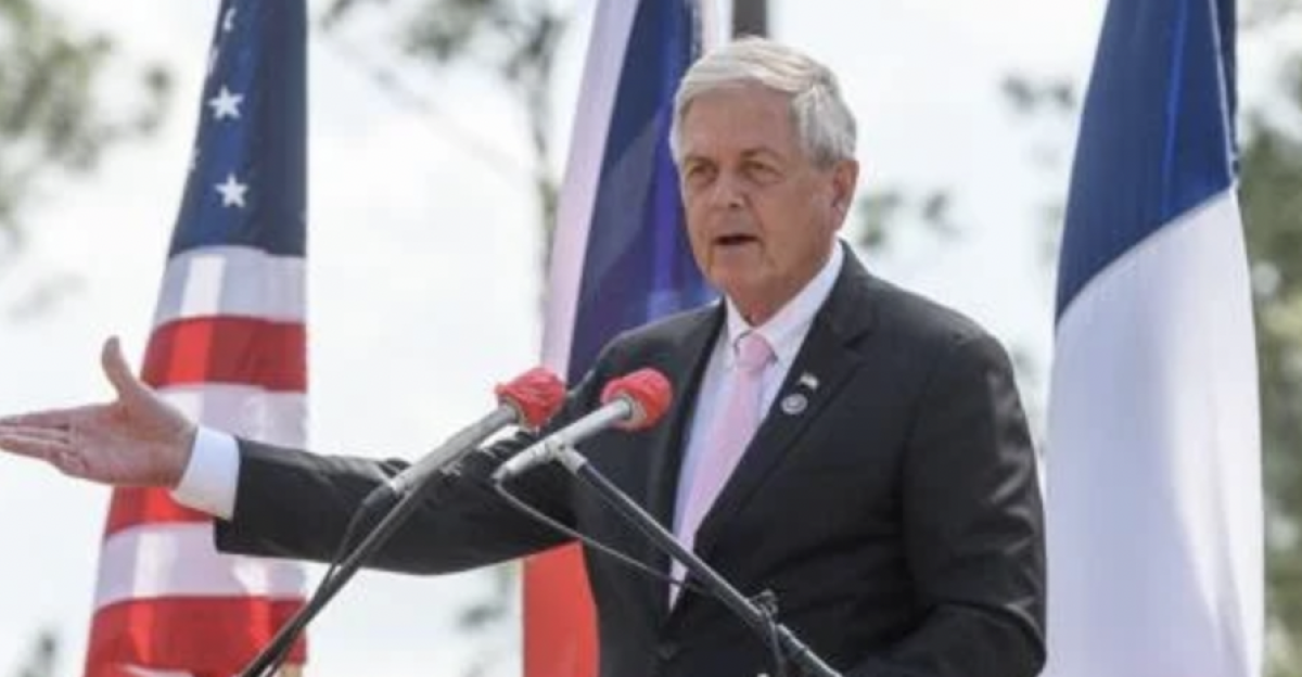 Ralph Norman speaking in Camden, SC at the reburial ceremony of 13 Revolutionary War soldiers