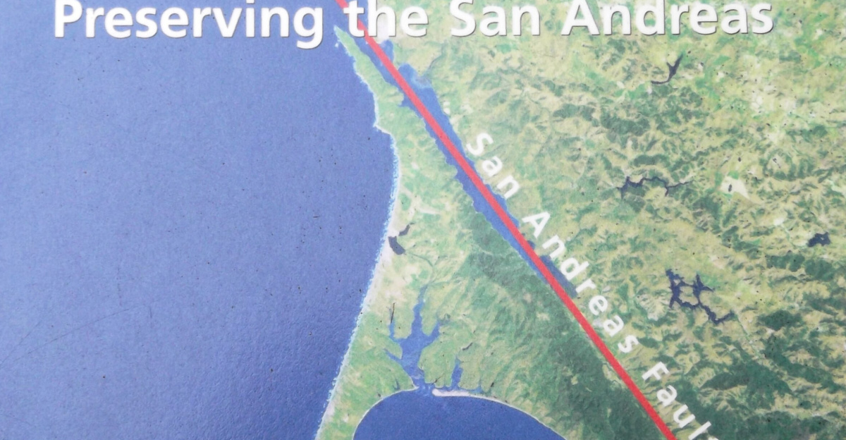 <p><a href="https://en.wikipedia.org/wiki/San_Andreas_Fault" class="extiw" title="en:San Andreas Fault">en.wikipedia.org/wiki/San_Andreas_Fault</a>
</p><p>I got to get a hike in at Point Reyes National Seashore after being stuck in Santa Rosa, California due to a brken airplane.
</p><p><a href="https://en.wikipedia.org/wiki/Point_Reyes" class="extiw" title="en:Point Reyes">en.wikipedia.org/wiki/Point_Reyes</a>
</p>
075